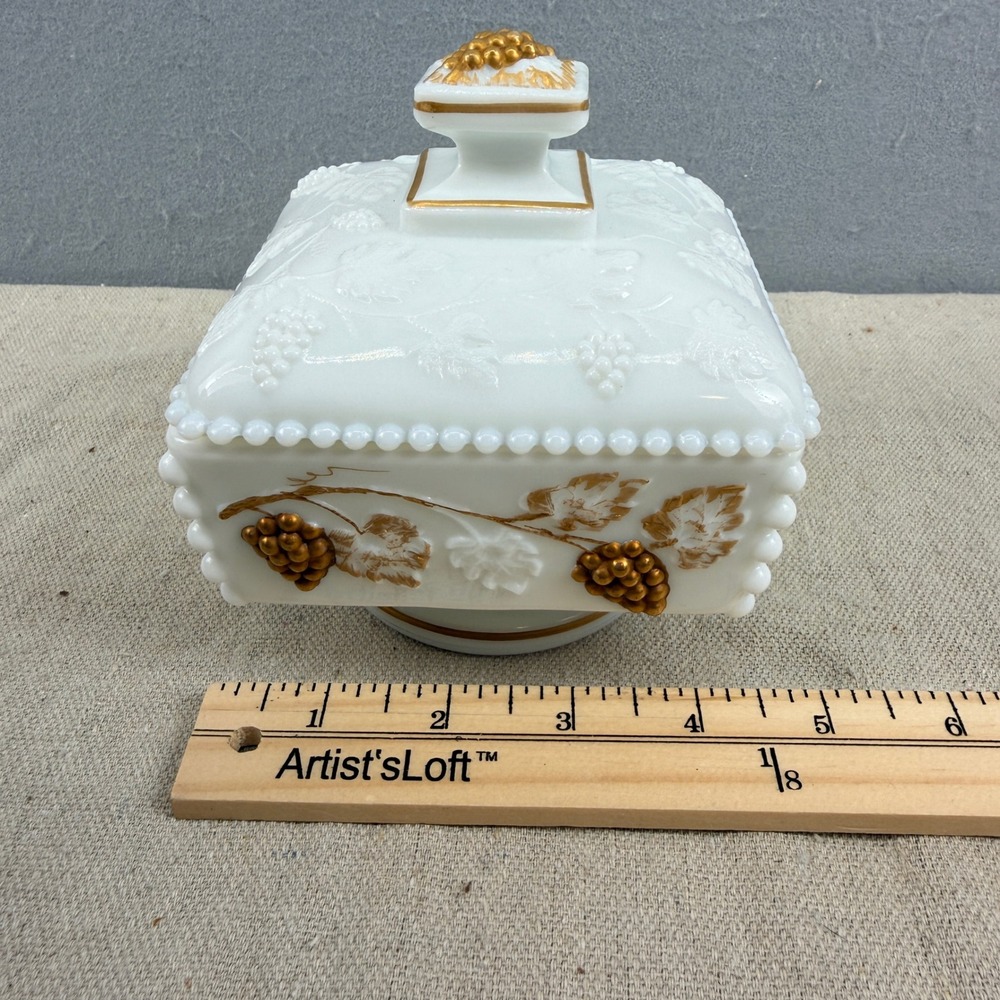 VTG Westmoreland Milk Glass Beaded Grape Square Candy Dish Gold Trim - Picture 9 of 10